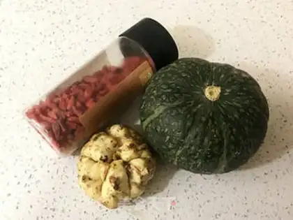 Make Pumpkin lilies step 0