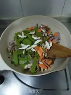 Make The Dutch beans step 7