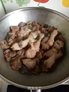 Make Monkey mushrooms, chicken legs step 5