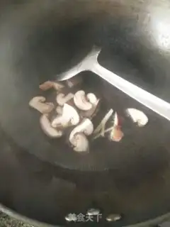Make Tofu soup step 1