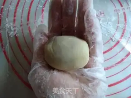 Make Crab moon cake step 6