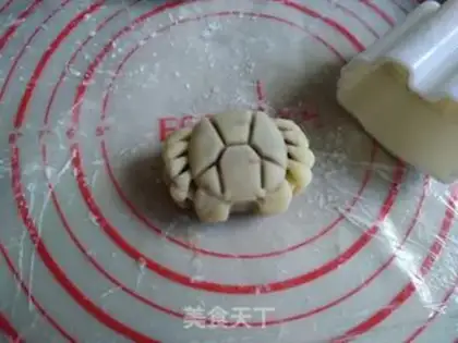 Make Crab moon cake step 7