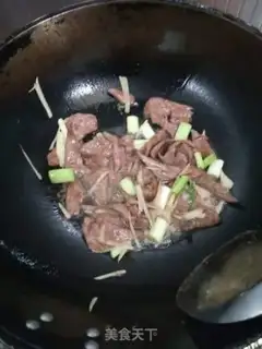 Make Garlic sprouts step 2