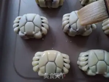 Make Crab moon cake step 10