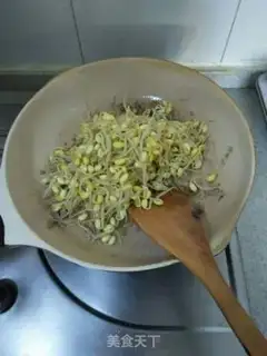Make Scrawny sprouts step 8