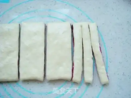 Make The lasagna minibread step 9