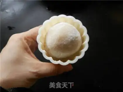 Make A broad black sesame moon cake step 8