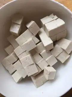 Make Tofu soup step 0