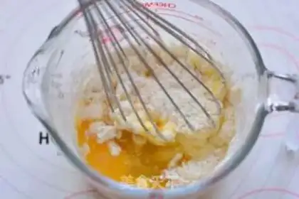 Make A yellow-haired moon cake step 6