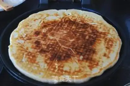 Make Quick-hand breakfast with noodles step 3