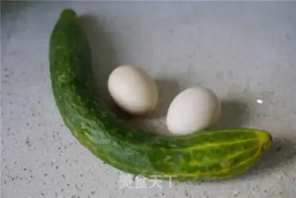Make cucumber egg shrimp soup step 0