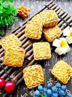 Make Rose Bean Sand Mooncake step 18
