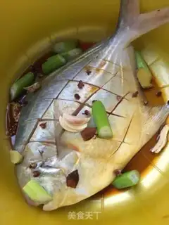 Make The sugary silverfish step 2