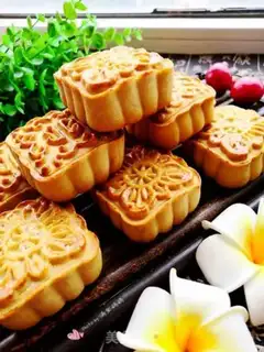 Make Rose Bean Sand Mooncake step 19