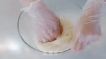 Make Milk, ice-cream mooncake step 10