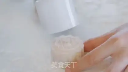 Make Milk, ice-cream mooncake step 17