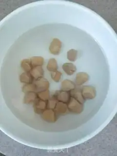 Make Shrimp porridge step 1