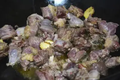 Make Tomato potato stew step 1