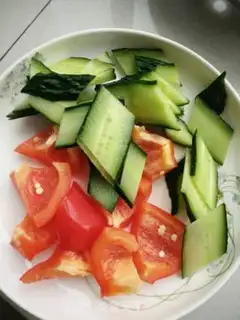 Make Chicken-legged pepper cucumber step 3