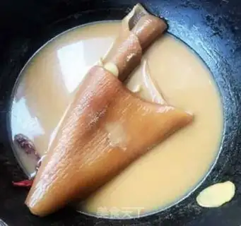 Make Spicy spicy pig skin step 4