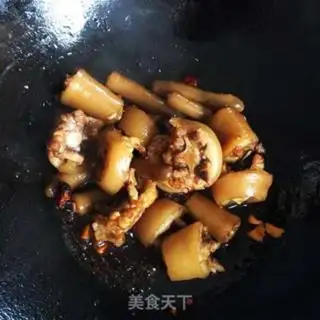 Make Burn the tail of a pig step 7
