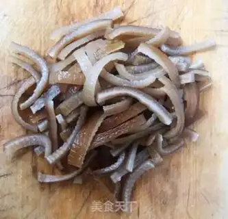 Make Spicy spicy pig skin step 5