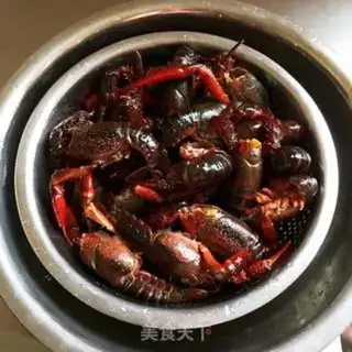 Make Spicy lobster step 0