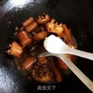 Make Burn the tail of a pig step 10