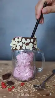 Make A strawberry milkshake step 7