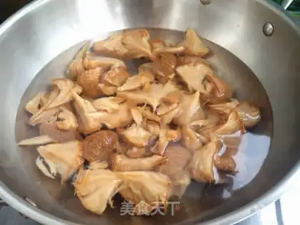 Make Monkey mushrooms burn ribs step 3