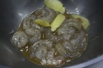 Make Japanese tofu steamed shrimp step 0
