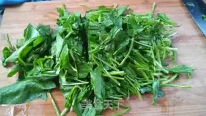 Make A spinach-skinned fan step 1