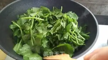 Make A spinach-skinned fan step 4