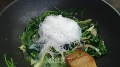 Make A spinach-skinned fan step 7