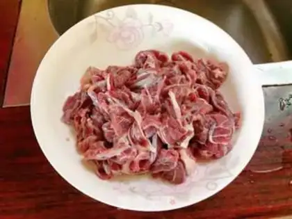 Make Black pepper beef step 2