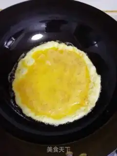 Make Shrimp skin and eggs step 2