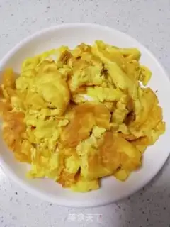 Make Shrimp skin and eggs step 7
