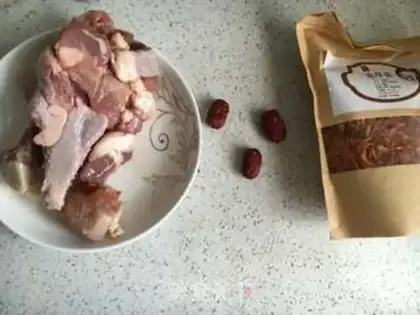 Make Old chicken weed soup step 0