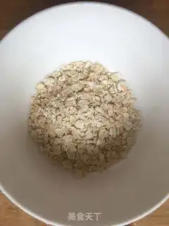 Make Milk oatmeal step 0