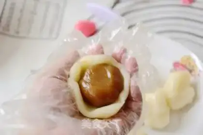 Make Ice mooncake step 9