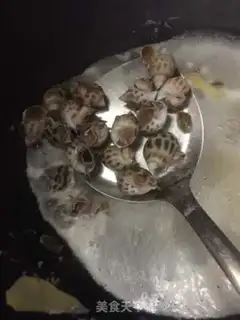 Make The white snail step 5