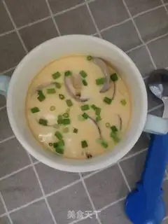 Make Cracking eggs step 6