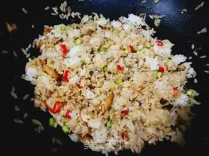 Make Frozen eggs and rice step 5