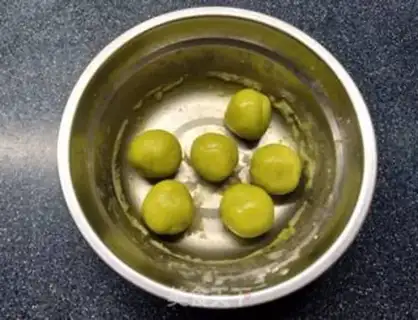 Make Milk, ice-cream mooncake step 15