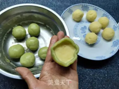Make Milk, ice-cream mooncake step 16