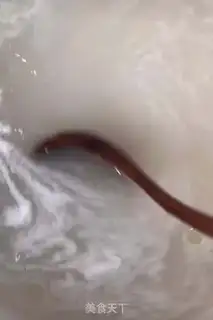 Make Seafood congee step 1