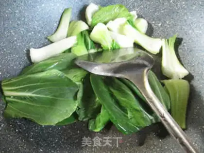 Make Shrimp veggie noodles step 1