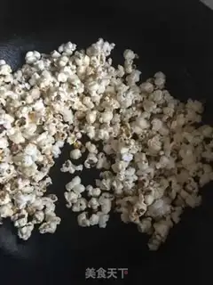 Make Chocolate popcorn step 5