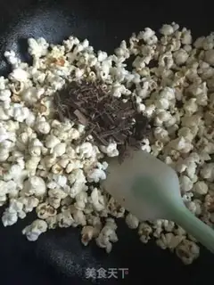Make Chocolate popcorn step 6