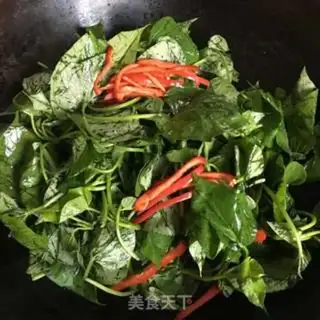 Make Garlic potato leaves step 3